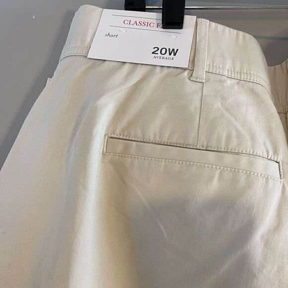 CJ Banks Classic Fit Khaki Short | SZ 20W - Picture 9 of 11